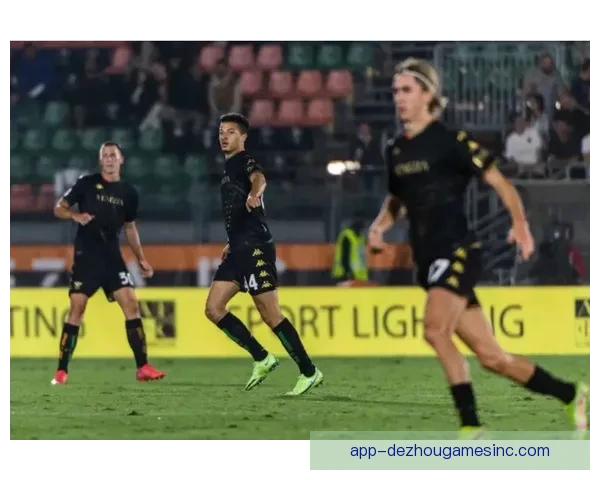 科米利亚斯强势4比0大胜奥托尔展现球队无敌风采